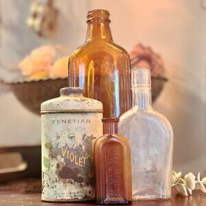 Vintage Amber Apothecary Bottles & Talc Tin Lot – Antique Bath Decor Set